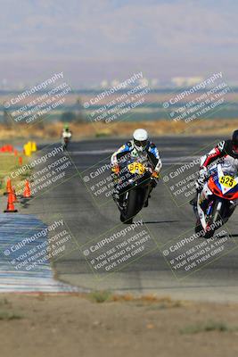 media/Aug-13-2023-CRA (Sun) [[1cfc37a6fb]]/Race 3 600 Superbike/Race/